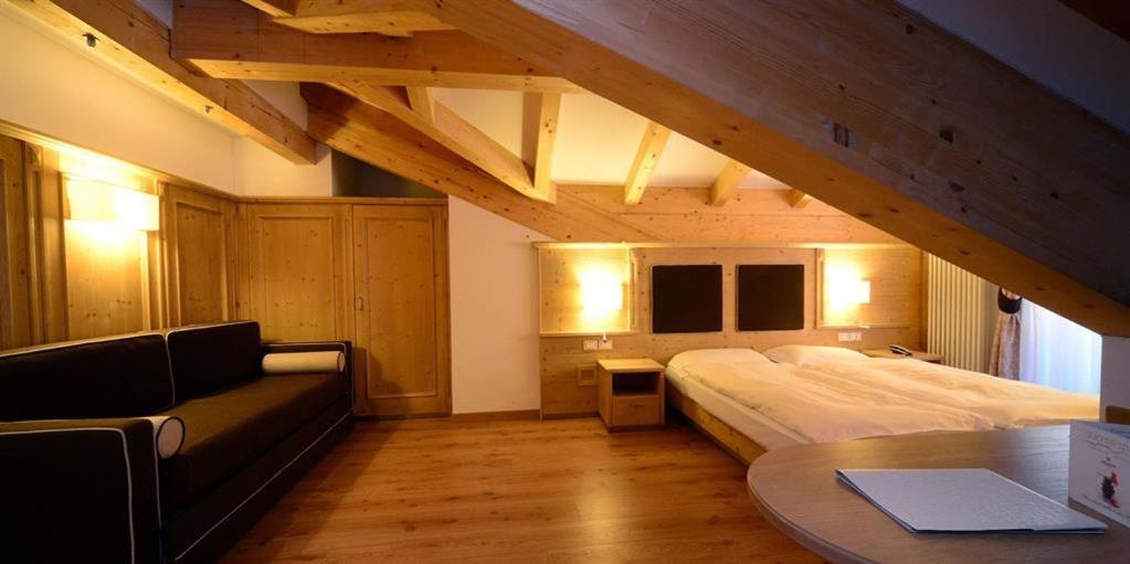 Hotel Crozzon Мадонна-ди-Кампильо Экстерьер фото