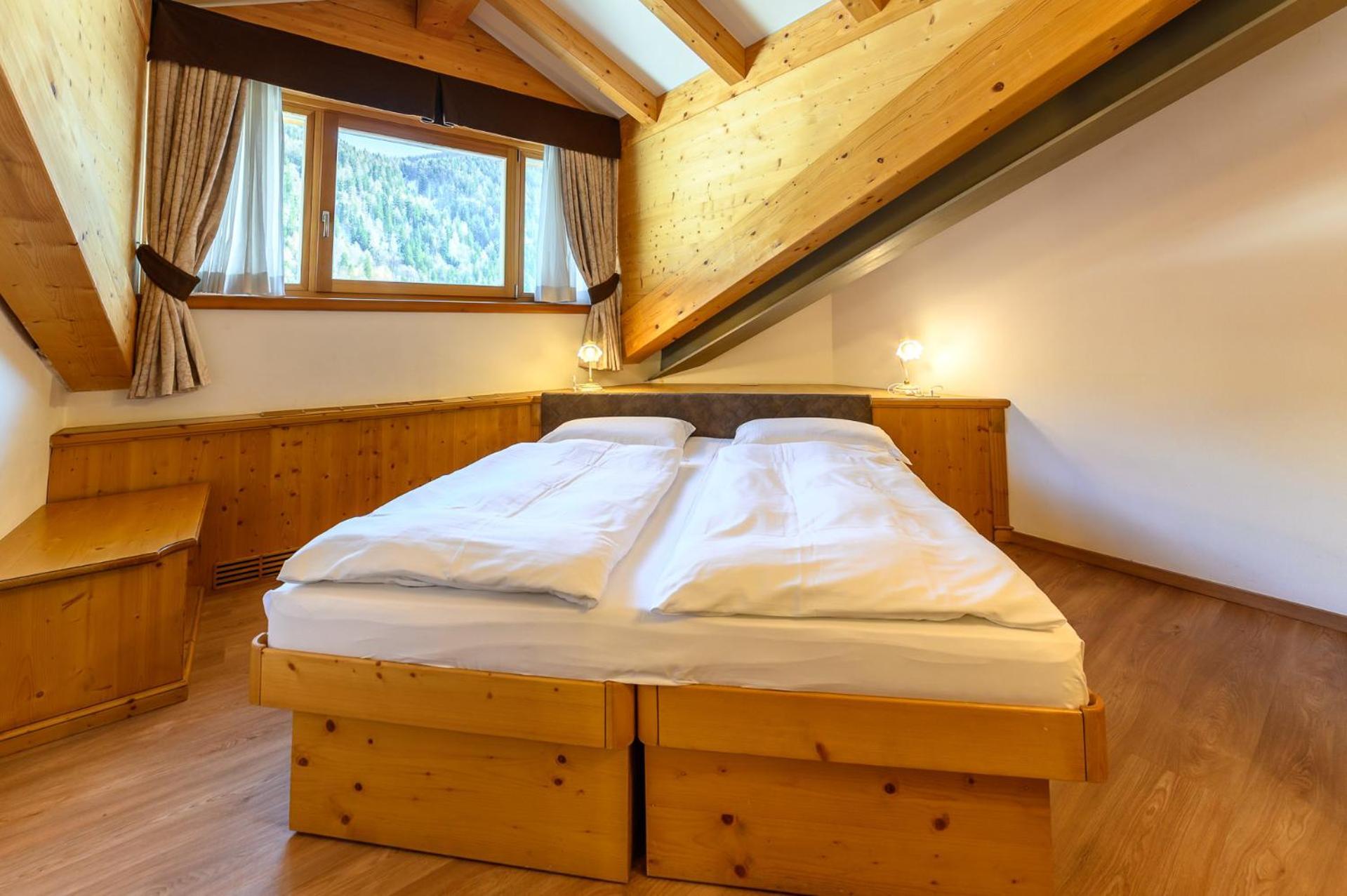 Hotel Crozzon Мадонна-ди-Кампильо Экстерьер фото